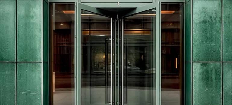 Commercial Garage Doors Repair in Notre-Dame-du-Mont-Carmel, QC