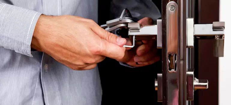 Local Multi Point Door Installation Experts in Maskinonge, QC