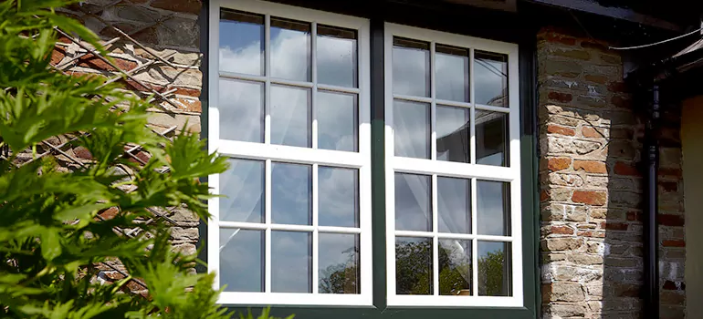 Stormproof Casement Windows in Cap-de-la-Madeleine, QC