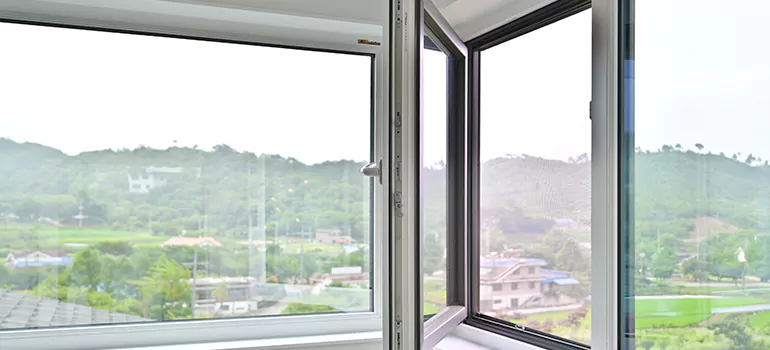 Large Triple Pane Windows in Saint-Louis-de-France, QC
