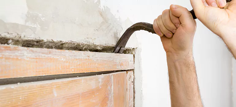 Metal Door Jamb Repair in Mauricien, QC