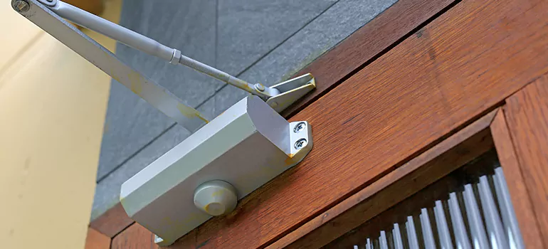 Electric Garage Door Opener Installation in Notre-Dame-du-Mont-Carmel, Quebec