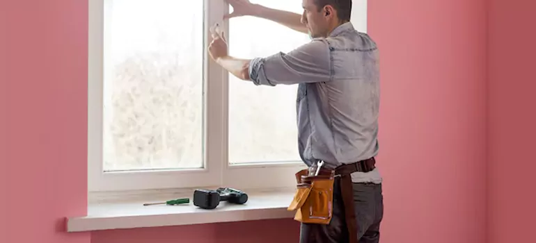 Old Window Handle Replacement in Sainte-Genevieve, QC
